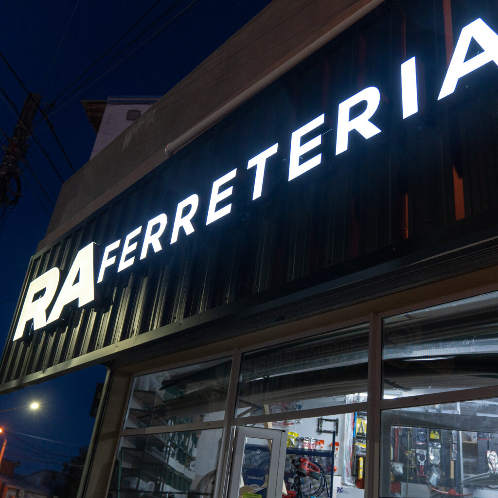 RA Ferretería – 15% De Descuento